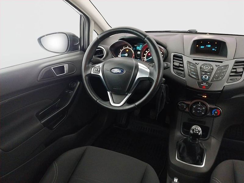 Ford Fiesta (2015) 1.25 - fotka 7 z 15