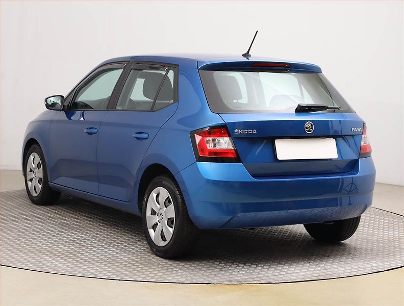 Škoda Fabia (2016) Ambition 1.0, ČR,1.maj - fotka 4 z 16