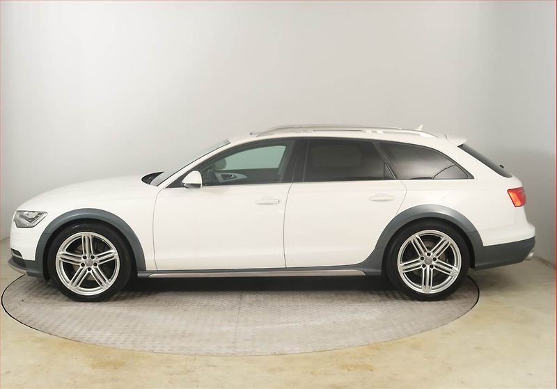 Audi A6 Allroad (2013) 3.0 TDI, 4X4, Automat, Kůže - fotka 3 z 25