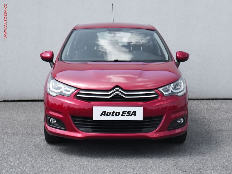 Citroën C4 (2016) 1.2 - fotka 2 z 3