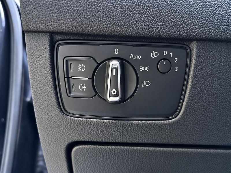 Volkswagen Passat 2,0 TDI 110kW Comfortline Navi - fotka 18 z 41