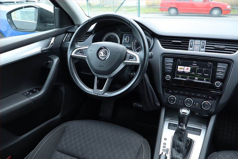 Škoda Octavia (2015) Edition 1.6 TDI, Automat - fotka 7 z 25