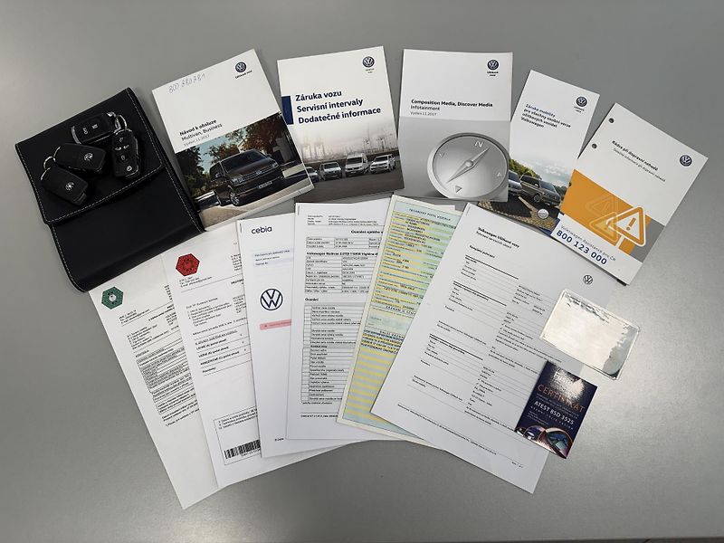 Volkswagen Multivan 2.0TDI Highline/4x4/DSG/Webast - fotka 44 z 46
