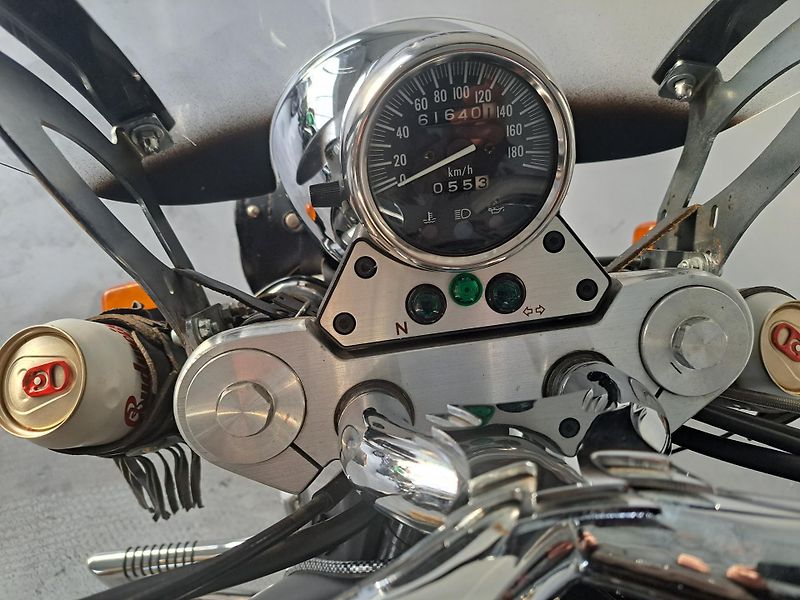Suzuki VZ 800 Marauder - fotka 8 z 19