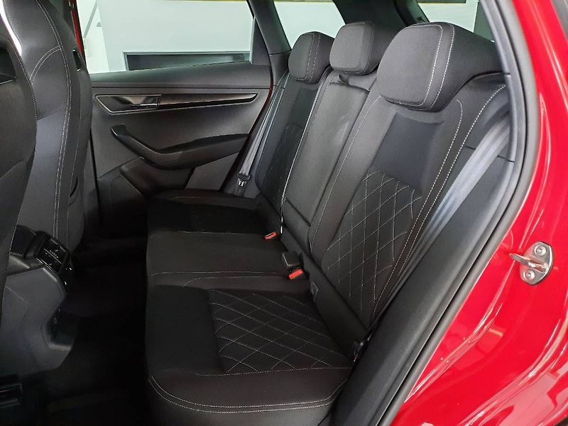 Škoda Karoq (2021) Sportline 2.0 TDI (110kW/150k) - fotka 9 z 26