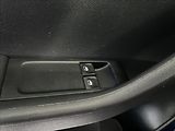 Škoda Fabia 1,2   TSI 66kW,SERVISKA,2.MAJ - náhled 7