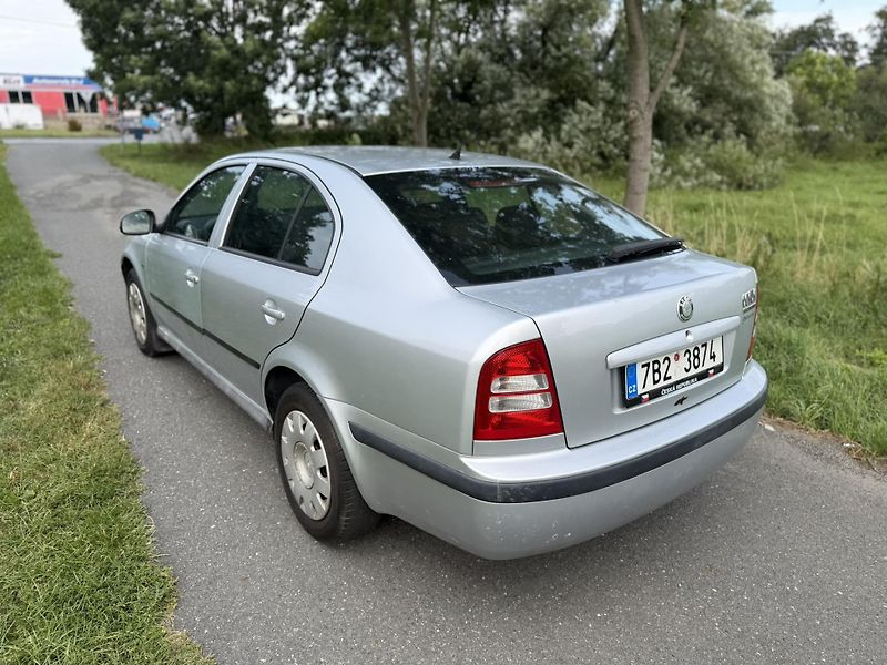 Škoda Octavia (2010) 1 1.9TDi 74kW, Tour, RV 2010 - fotka 3 z 19