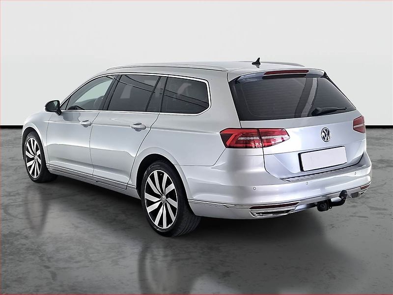 Volkswagen Passat (2016) Highline 2.0 TDI, Kůže, Navi - fotka 4 z 18