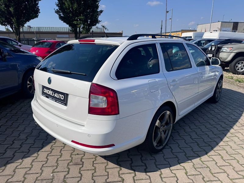 Škoda Octavia (2010) RS DSG 2,0 TSI 147 KW STK - fotka 5 z 50
