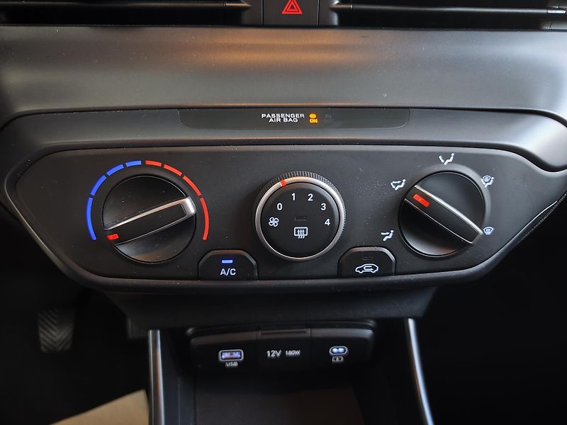 Hyundai Bayon (2024) 1.2i 58kW Comfort club MT - fotka 17 z 22