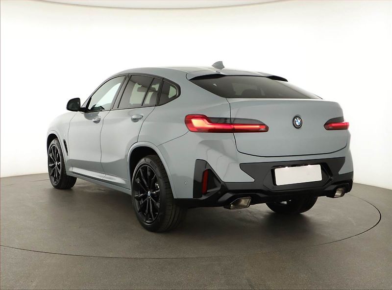 BMW X4 (2025) xDrive20d, M Sport, Navigace - fotka 4 z 20