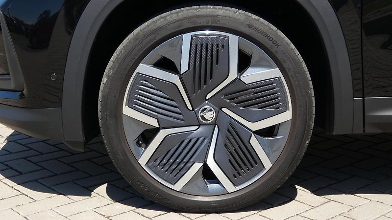 Škoda Kodiaq Exclusive Selection 142 kW 4x4 - fotka 30 z 31