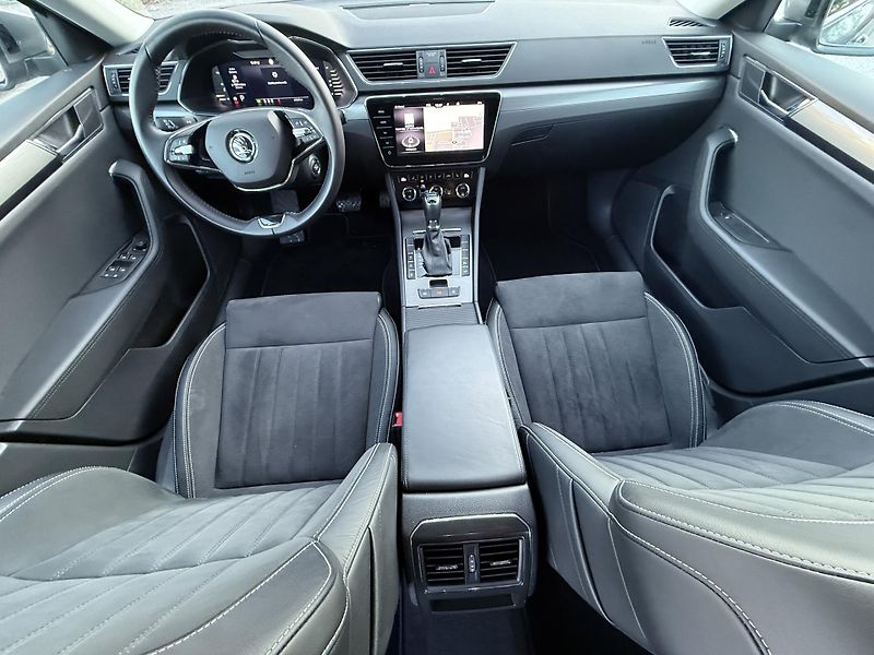 Škoda Superb (2023) 2,0tdi 147kw 4x4 DSG StylePLUS - fotka 34 z 55