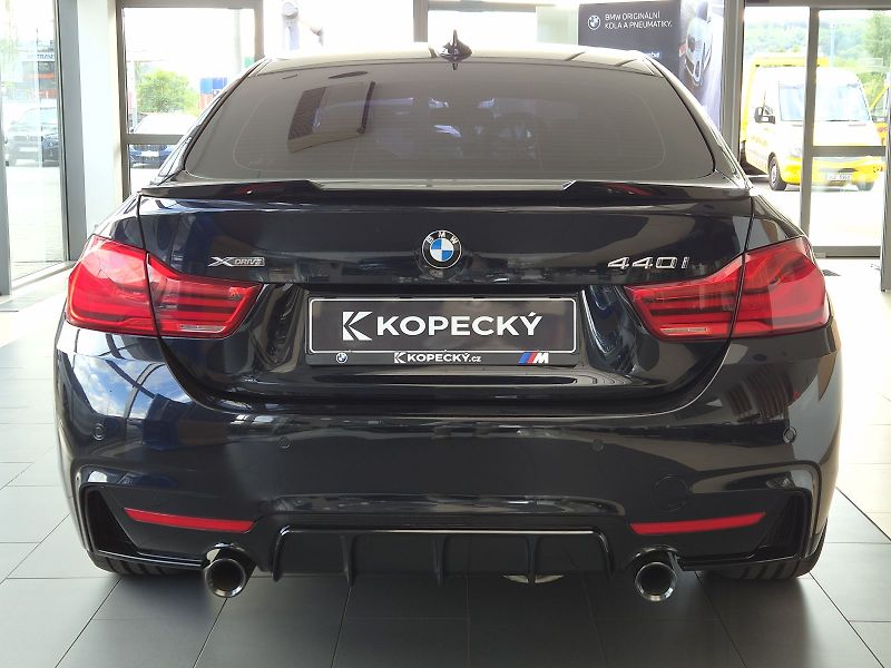 BMW Řada 4 440i xDrive - fotka 6 z 28