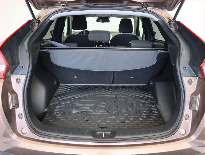 Mitsubishi Eclipse Cross (2019) 1.5 T-MIVEC, Serv.kniha - fotka 14 z 19