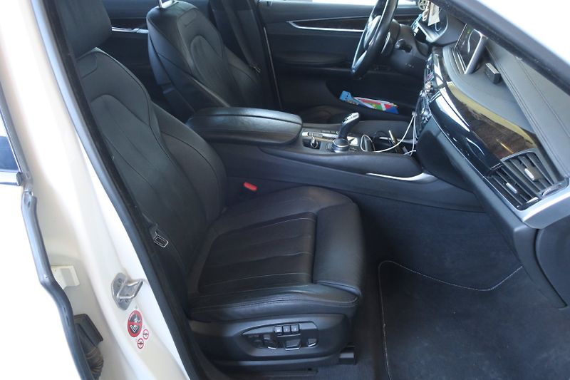 BMW X6 (2017) 3.0 xDrive30d M-Paket - fotka 31 z 42