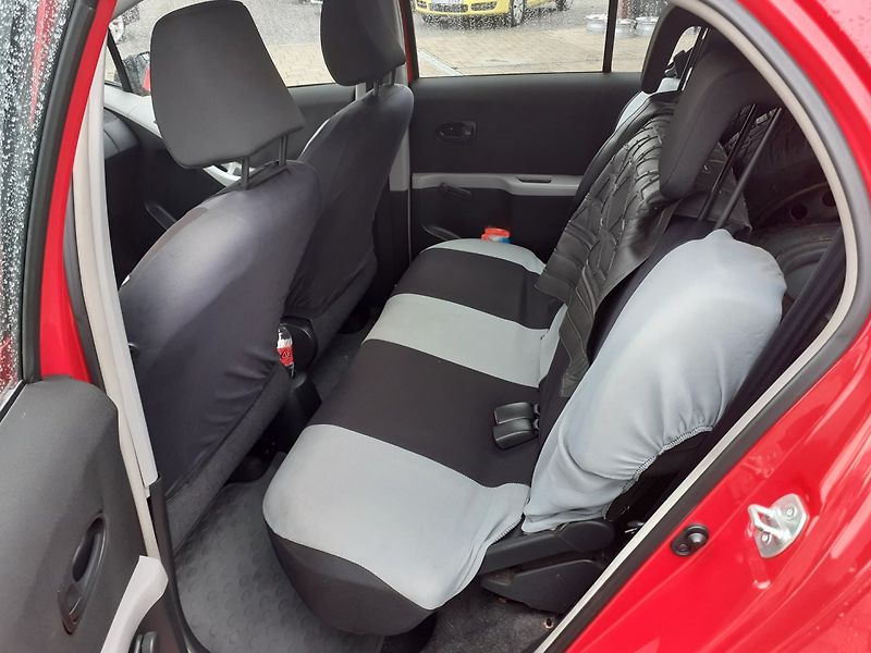 Toyota Yaris (2008) 1.3 i KLIMA ČR - fotka 15 z 27