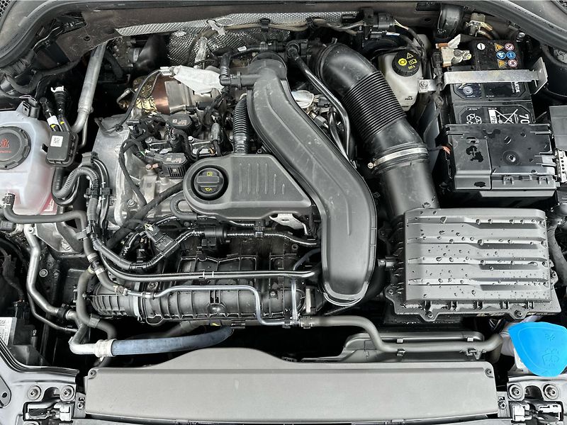 Škoda Octavia 1,5 TSI / 110 kW Selection, Ta - fotka 21 z 23