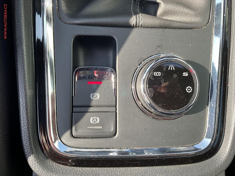 Seat Ateca (2019) 2.0TDi, 2.maj,ČR, Xcellence - fotka 17 z 22