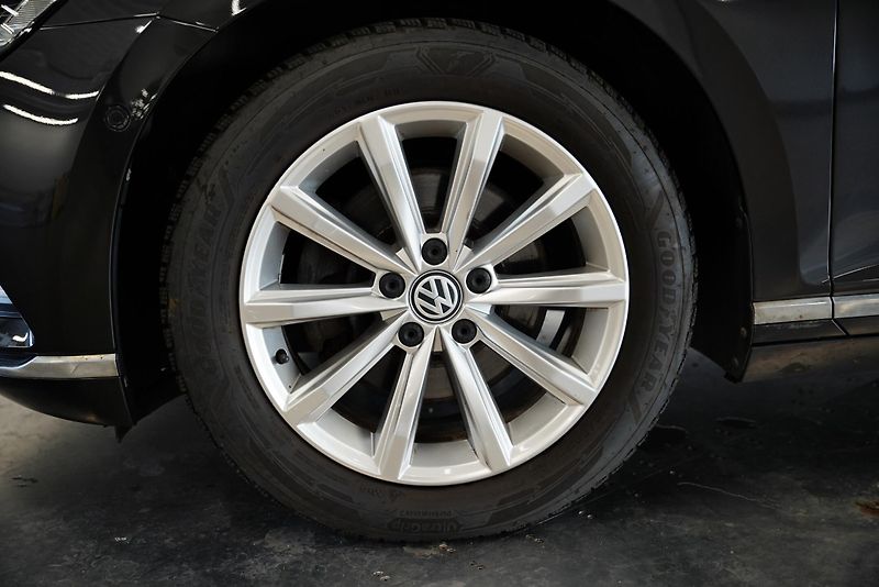 Volkswagen Passat - fotka 10 z 29