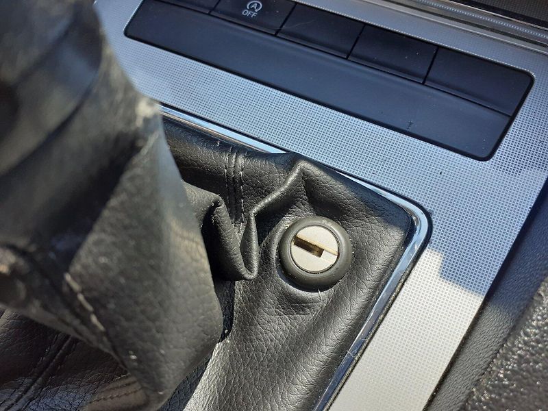Škoda Octavia (2014) 1.6 TDi 81kW - fotka 11 z 34