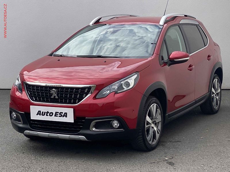 Peugeot 2008 (2016) 1.2PT, Allure, AT - fotka 3 z 20