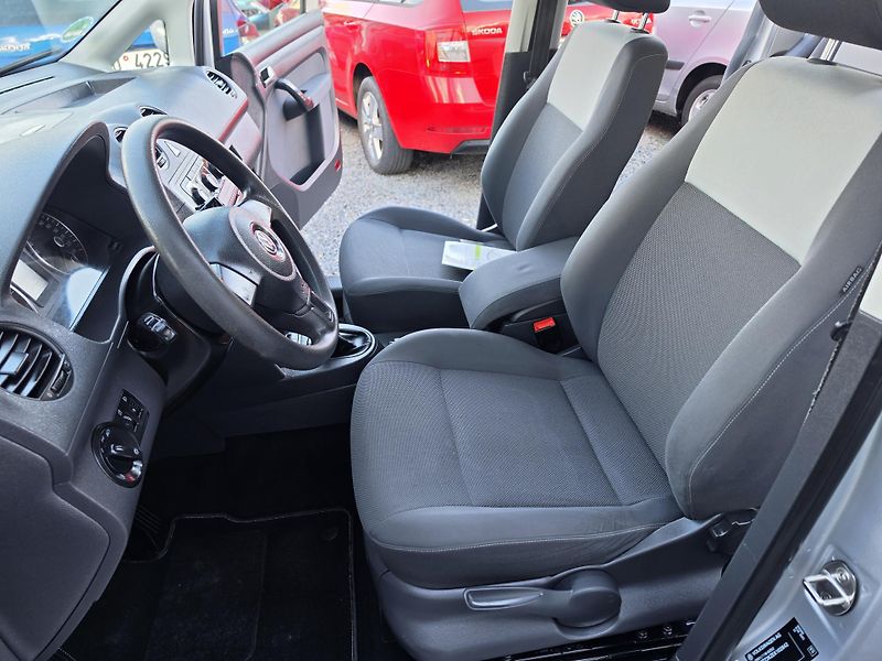 Volkswagen Caddy 1.6 TDI  - fotka 17 z 40