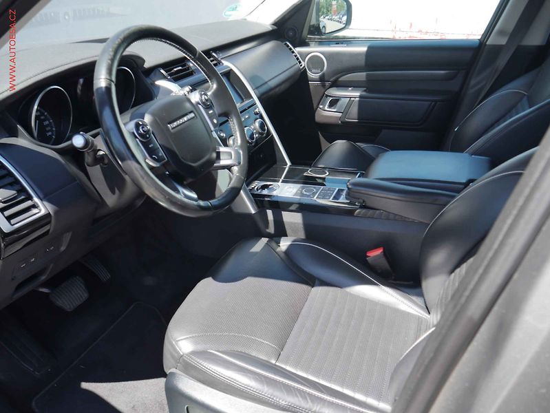 Land Rover Discovery (2017) 3.0TD6 4x4, 7míst, AT, navi - fotka 9 z 15