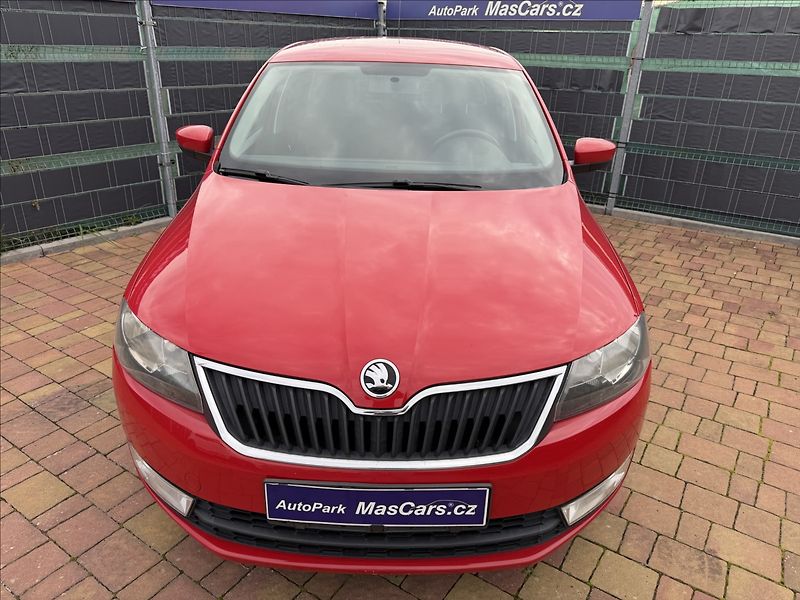 Škoda Rapid 1.6 TDI Spaceback Ambition - fotka 2 z 21