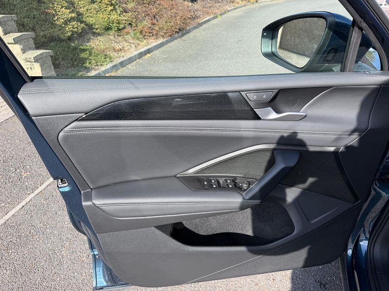 Volkswagen Tiguan 1,5 eTSi 110kW automat  LIFE - fotka 14 z 21