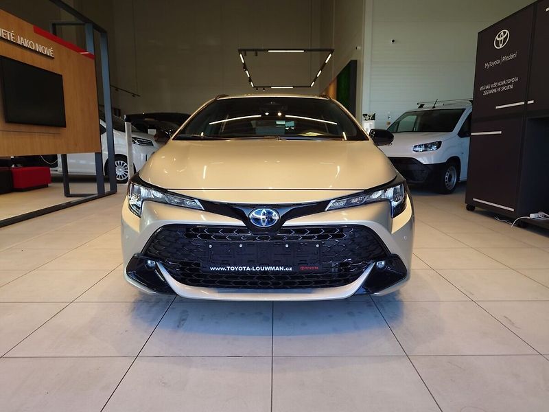 Toyota Corolla Touring Sports 1.8 Comfort Tec - fotka 2 z 10