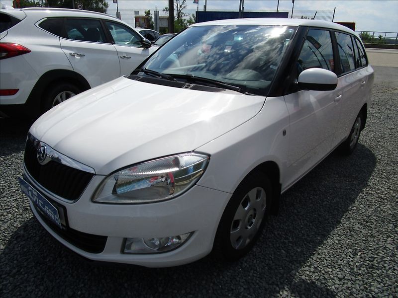 Škoda Fabia Combi 1.2i 12V Ambiente, Klima - fotka 1 z 41