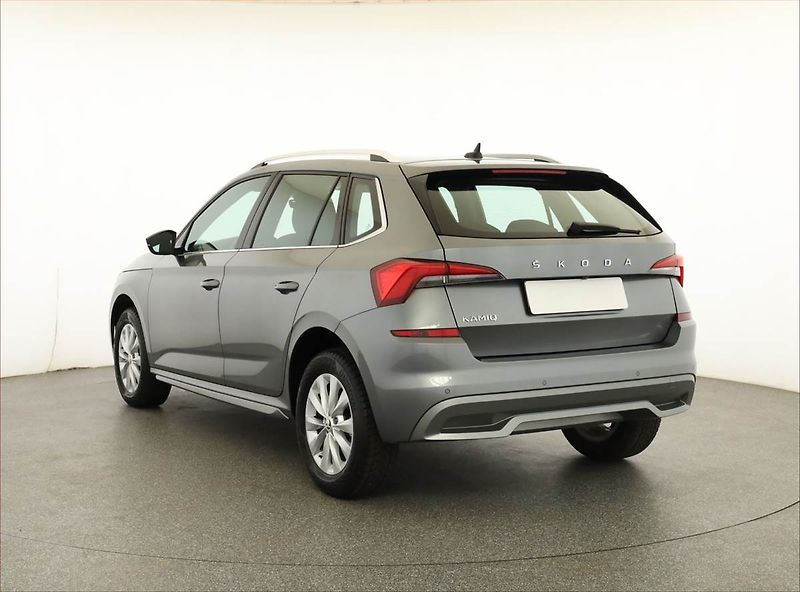 Škoda Kamiq (2022) Style 1.5 TSI - fotka 4 z 17
