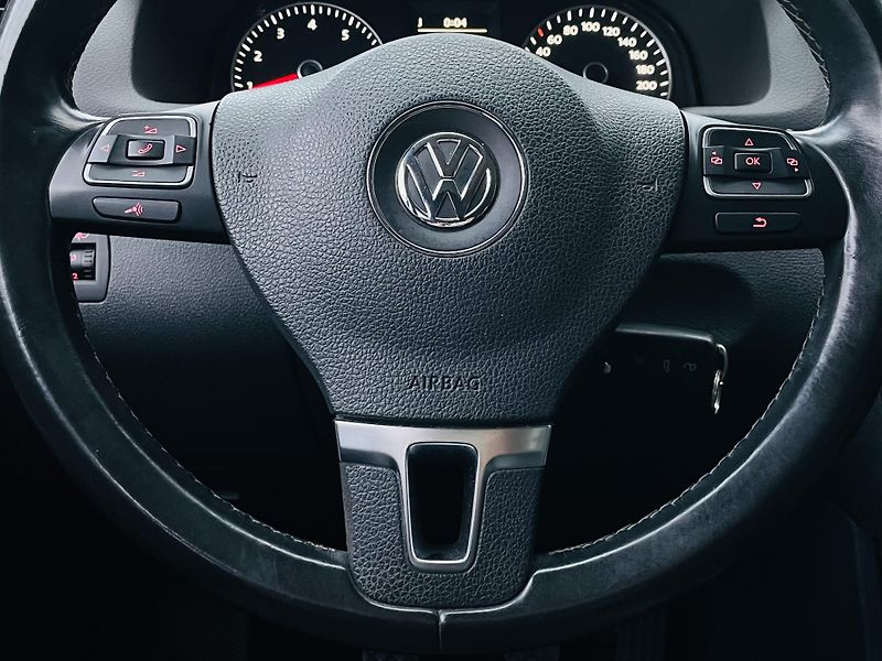 Volkswagen Touran 1.4TSI VÝHŘEV SERVISKA TAŽNÉ - fotka 32 z 43