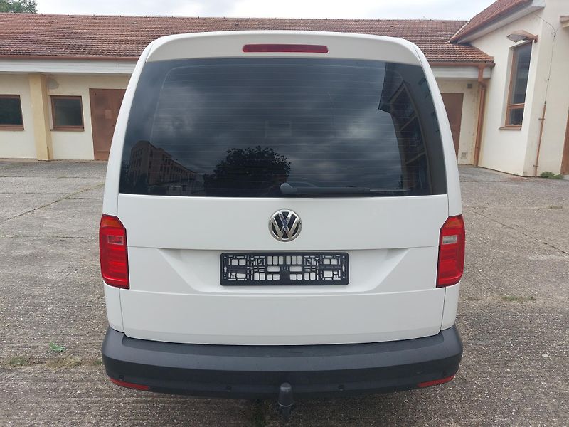 Volkswagen Caddy (2016) 2,0 Tdi 75kw 5 míst MAXI - fotka 5 z 17