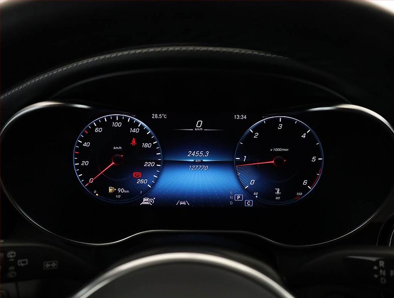Mercedes-Benz GLC (2019) 220 d 4MATIC - fotka 9 z 18