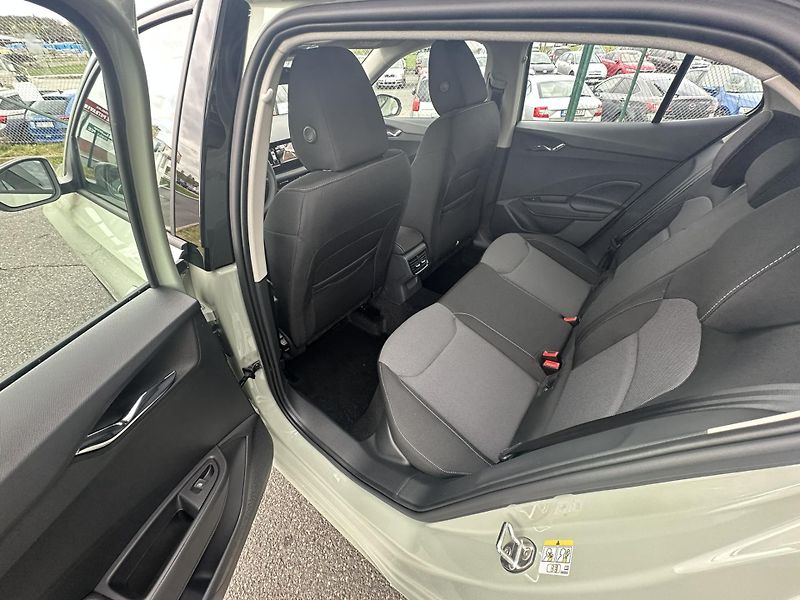 Škoda Fabia CLASSIC 1.0MPI 59kW - fotka 7 z 12