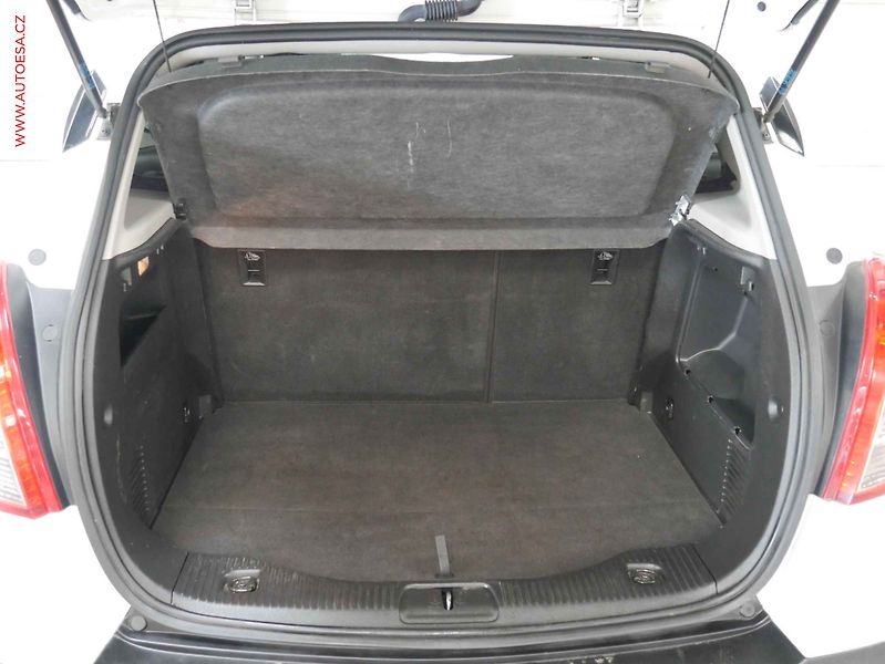 Opel Mokka (2015) 1.7 CDTI, ČR, autoAC - fotka 7 z 16
