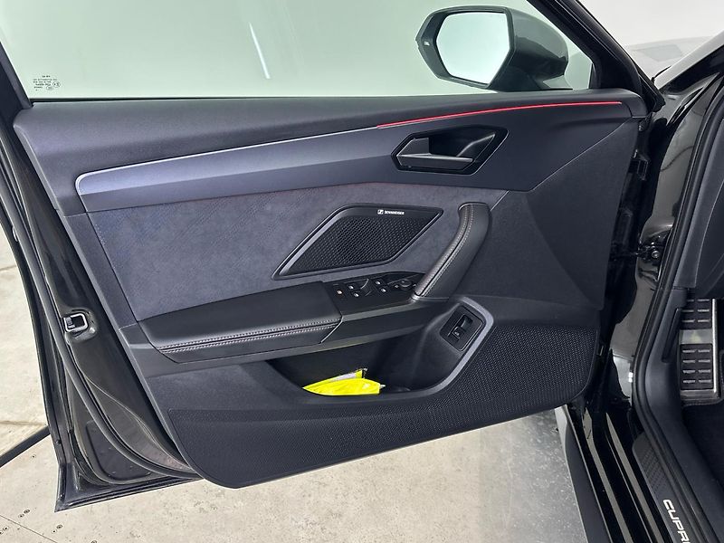 Cupra Leon SP DSG - fotka 13 z 32
