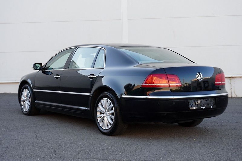 Volkswagen Phaeton 3.0 TDi 176kW LONG 4motion - fotka 10 z 36