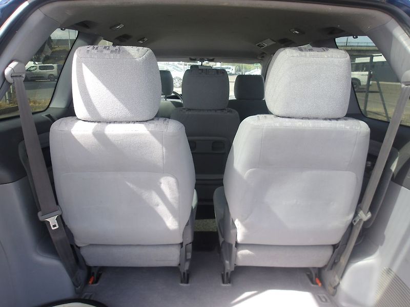 Toyota Previa 2,4i 7 MÍST AUTOMAT !! - fotka 26 z 27
