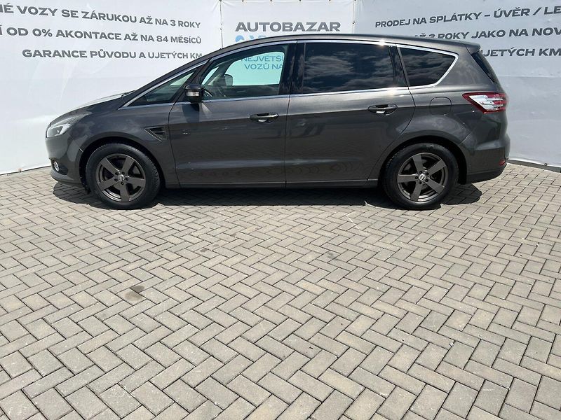 Ford S-MAX (2016) 2.0 TDCi 132kW Titanium manuál - fotka 7 z 34