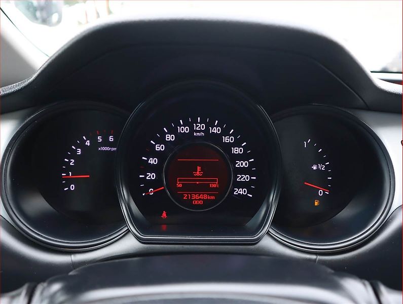 Kia Ceed (2012) Silver 1.4 CRDi - fotka 11 z 15