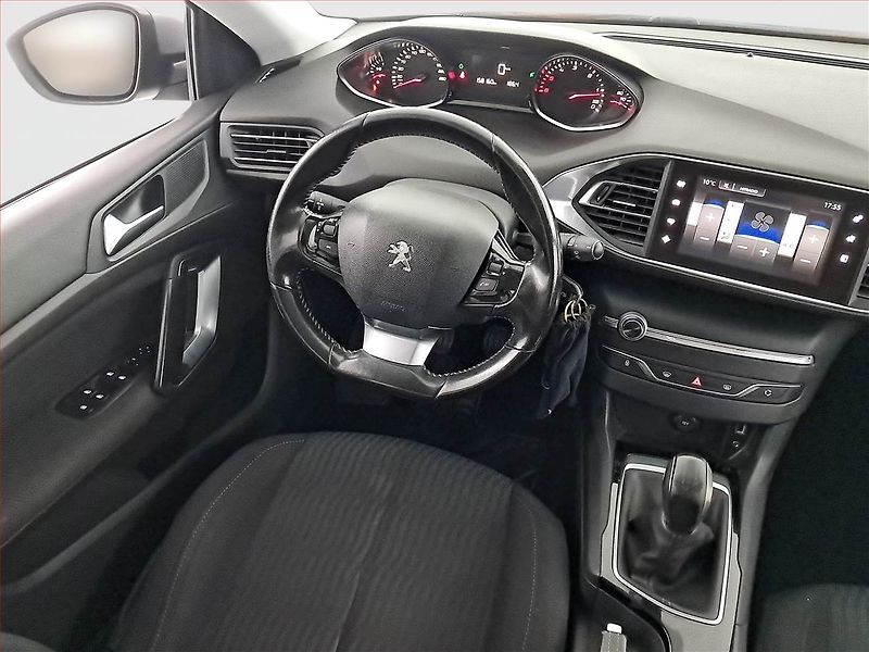 Peugeot 308 (2015) 1.6 BlueHDi, Tempomat - fotka 7 z 18
