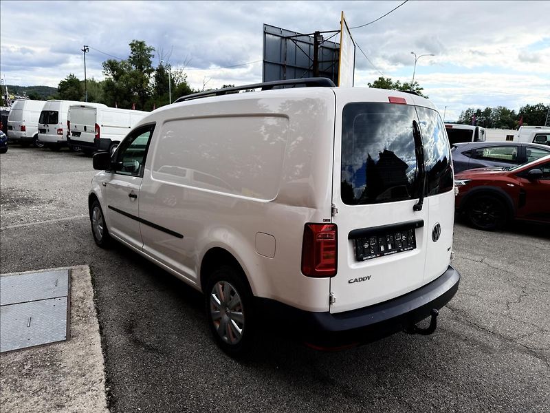 Volkswagen Caddy 2,0 TDi MAXI - fotka 7 z 32