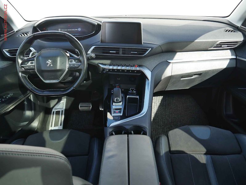 Peugeot 3008 (2019) 2.0 HDi, Crossway, AT, panor - fotka 8 z 18