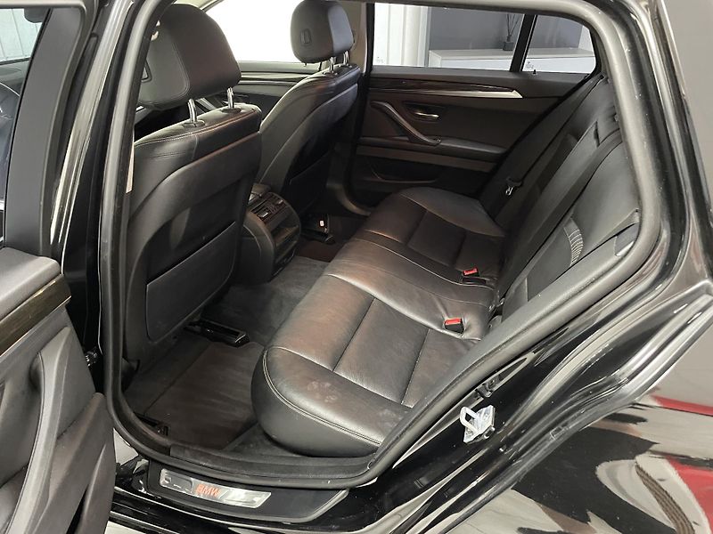 BMW Řada 5 2.0 D AT NAVI KŮŽE BI-XENON - fotka 18 z 28