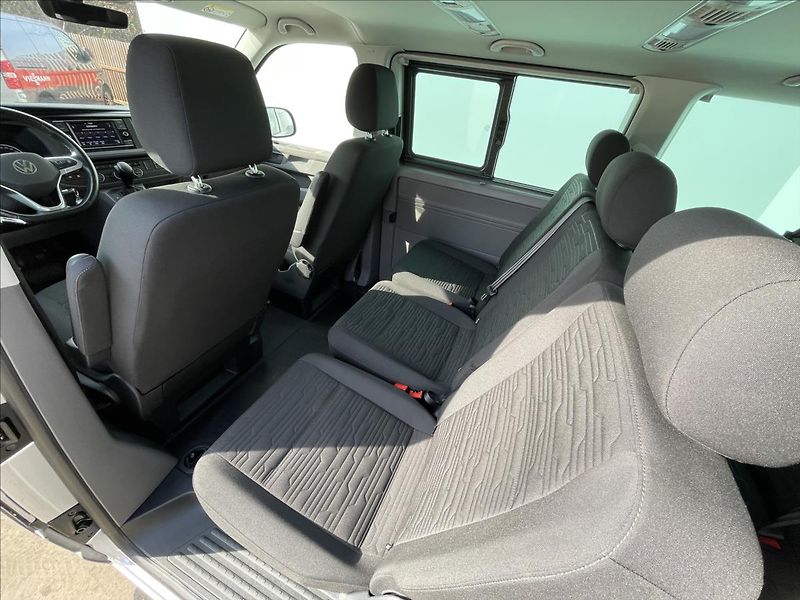 Volkswagen Caravelle 2,0 TDI 4Mot DSG Comfortline - fotka 16 z 22