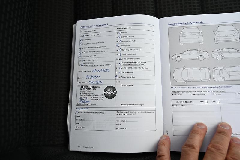 Volkswagen Golf VII 1.2TSI 77KW POHON ŘEMEN  - fotka 39 z 47