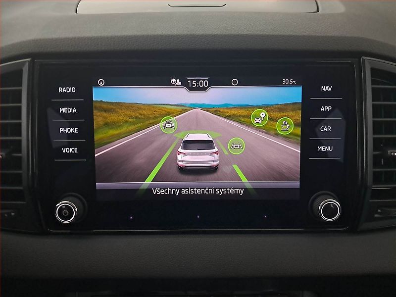 Škoda Karoq (2024) Fresh 2.0 TDI - fotka 27 z 30